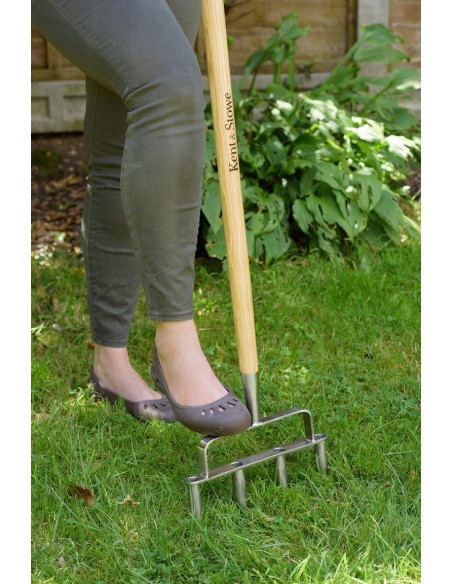 Kent & Stowe plæne aerator hos den engelske gartner shop