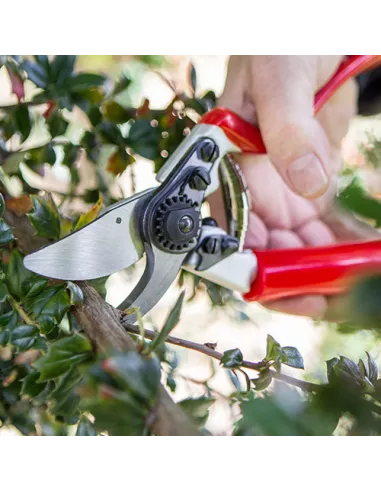 Håndsaks med roterende greb